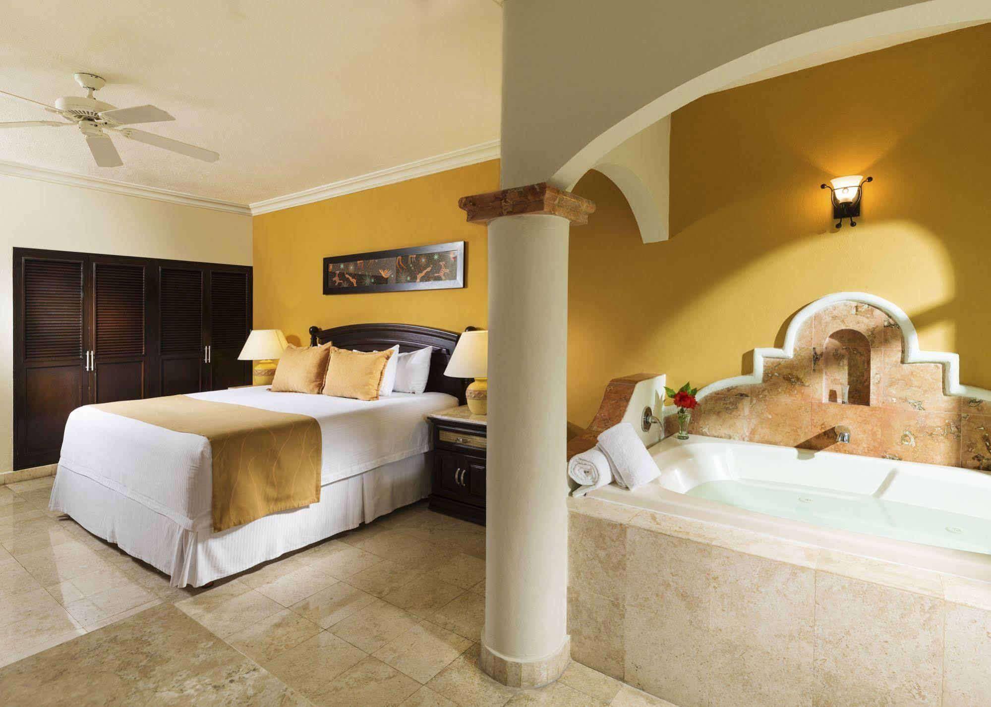 El Dorado Seaside Palms Adults Only Otel Xetna Dış mekan fotoğraf